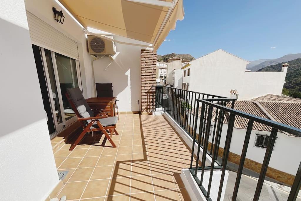 Balcon Hacia La Montana Apartment Guejar Sierra Exterior photo